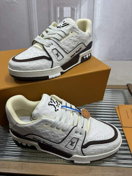 Picture of Louis Vuitton Shoes _SKULV35-4039-46jc2h041316206